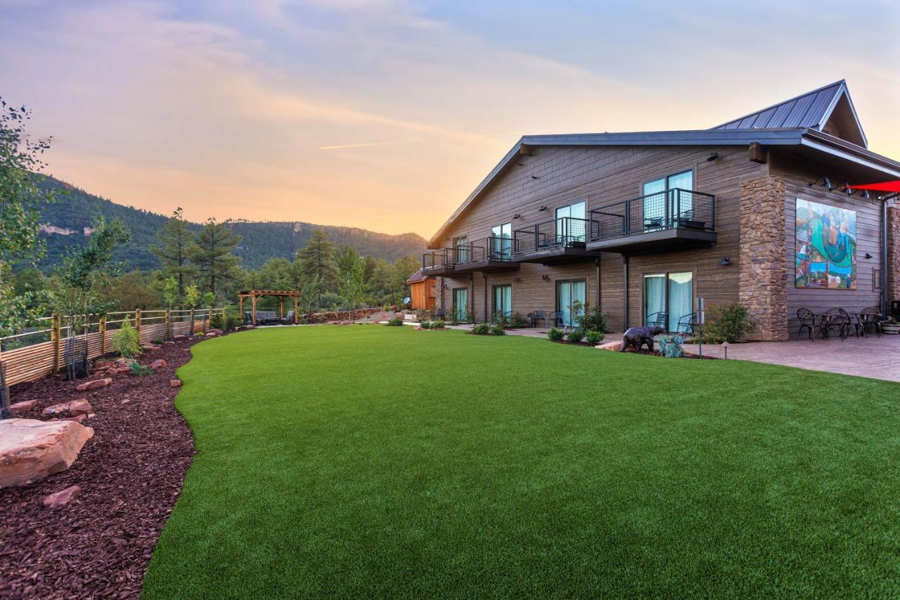 Lodge At 5600 Pine ภายนอก รูปภาพ